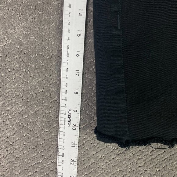 True Religion Ricky Relaxed Straight Jean Shorts Men's 32 Black Flap Raw Hem - Picture 9 of 10